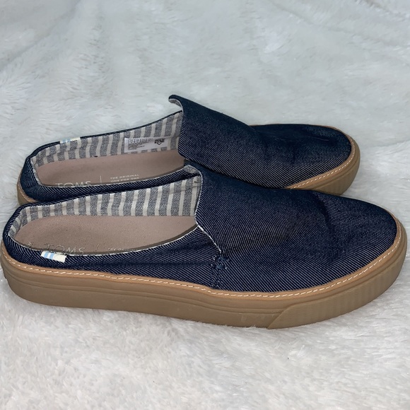 Toms Blue Denim Slip On Mules Size 8 - Picture 3 of 7